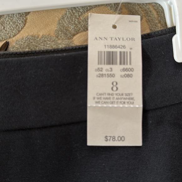 Black knit skirt with back zip and elastic waist size 8 NWT - Picture 3 of 3